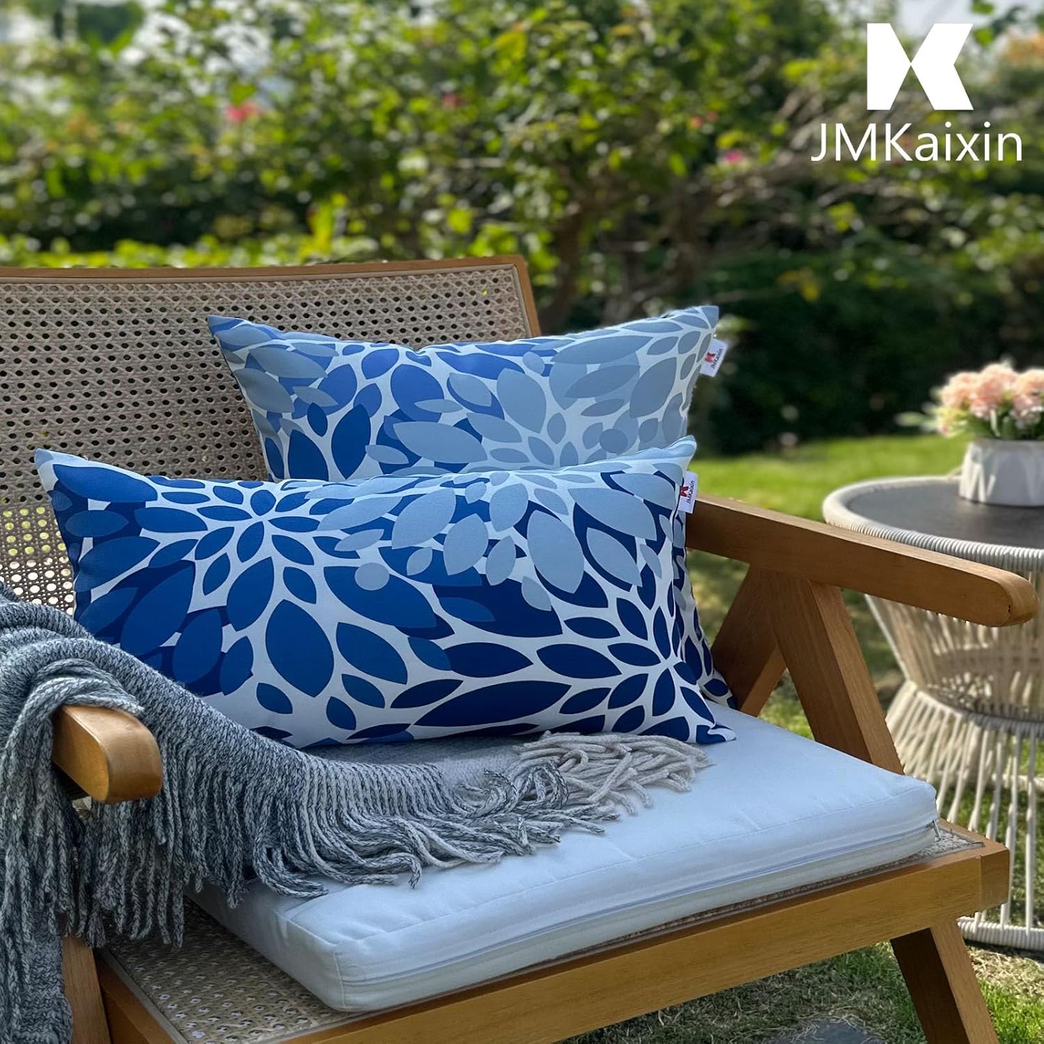 JMKaixin Outdoor Pillows, Pack of 2 Waterproof Decorative Throw Pillows with Inserts, 18”x18” Square Pillows for Couch, Sofa and Patio Furniture
