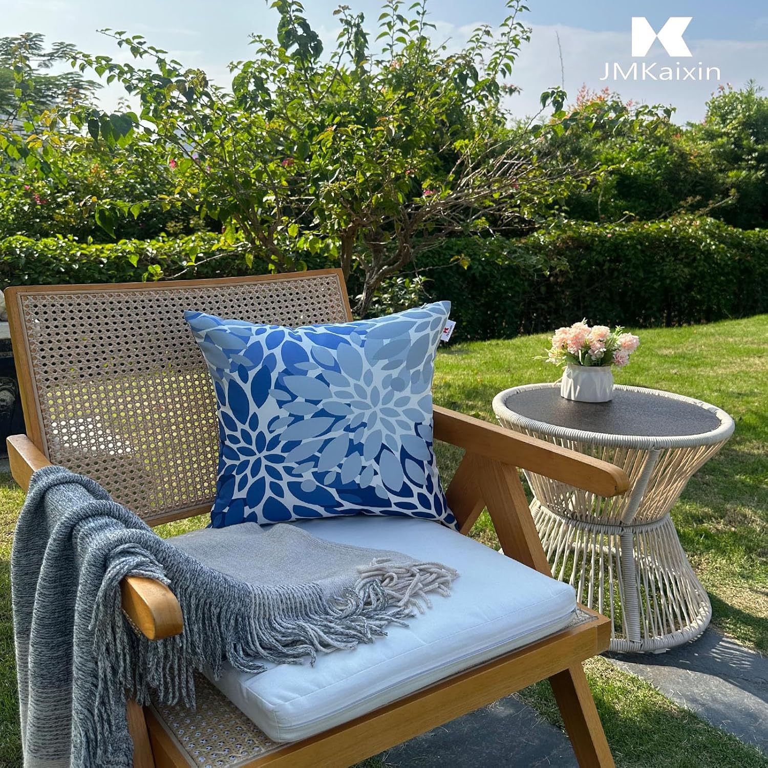 JMKaixin Outdoor Pillows, Pack of 2 Waterproof Decorative Throw Pillows with Inserts, 18”x18” Square Pillows for Couch, Sofa and Patio Furniture