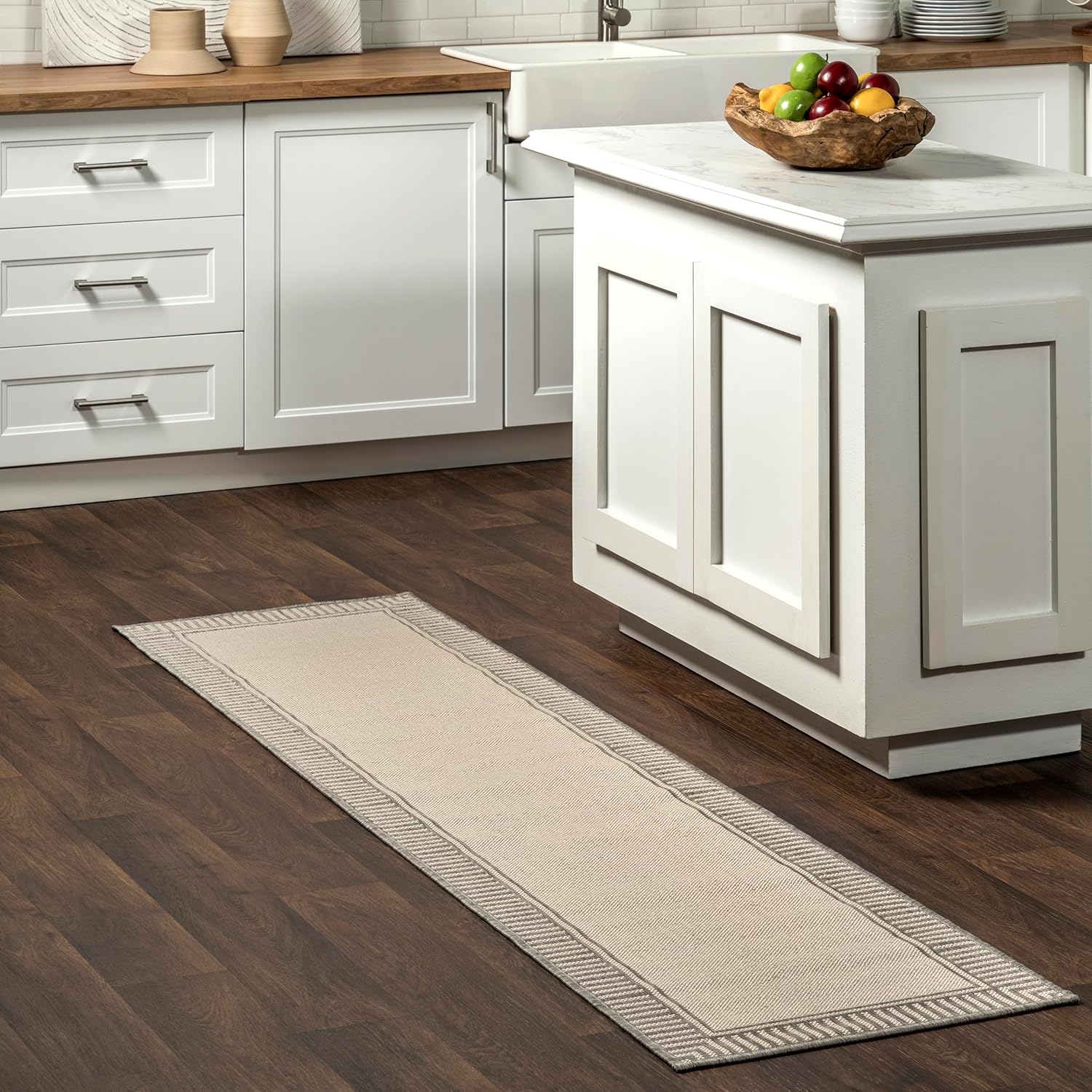 Nuloom Asha Light Brown/Ivory, 5' x 8', Casual, Striped Border, Soft and Cozy, High Traffic, Stain Resistant, Easy Clean, Durable Area Rug for Indoor/Outdoor Patio, Deck, Porch, Garden, Courtyard