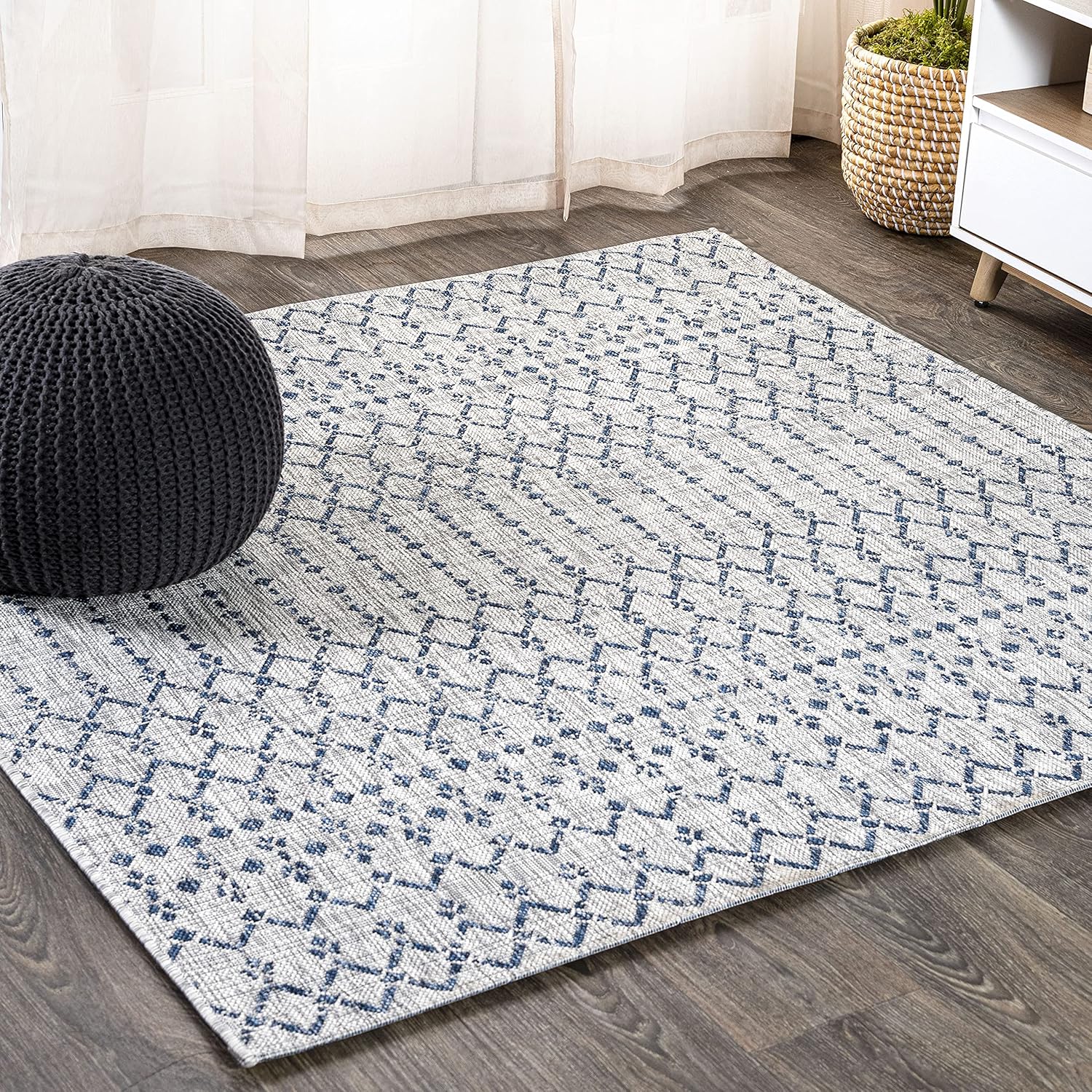 JONATHAN Y Moroccan Geometric Indoor Outdoor Area Rug 8X10 Natural/Black, Ourika Textured Weave for Backyard, Patio, Porch, Easy-Cleaning, High Traffic, Pet-Friendly, Non-Shedding (SMB108D-8)
