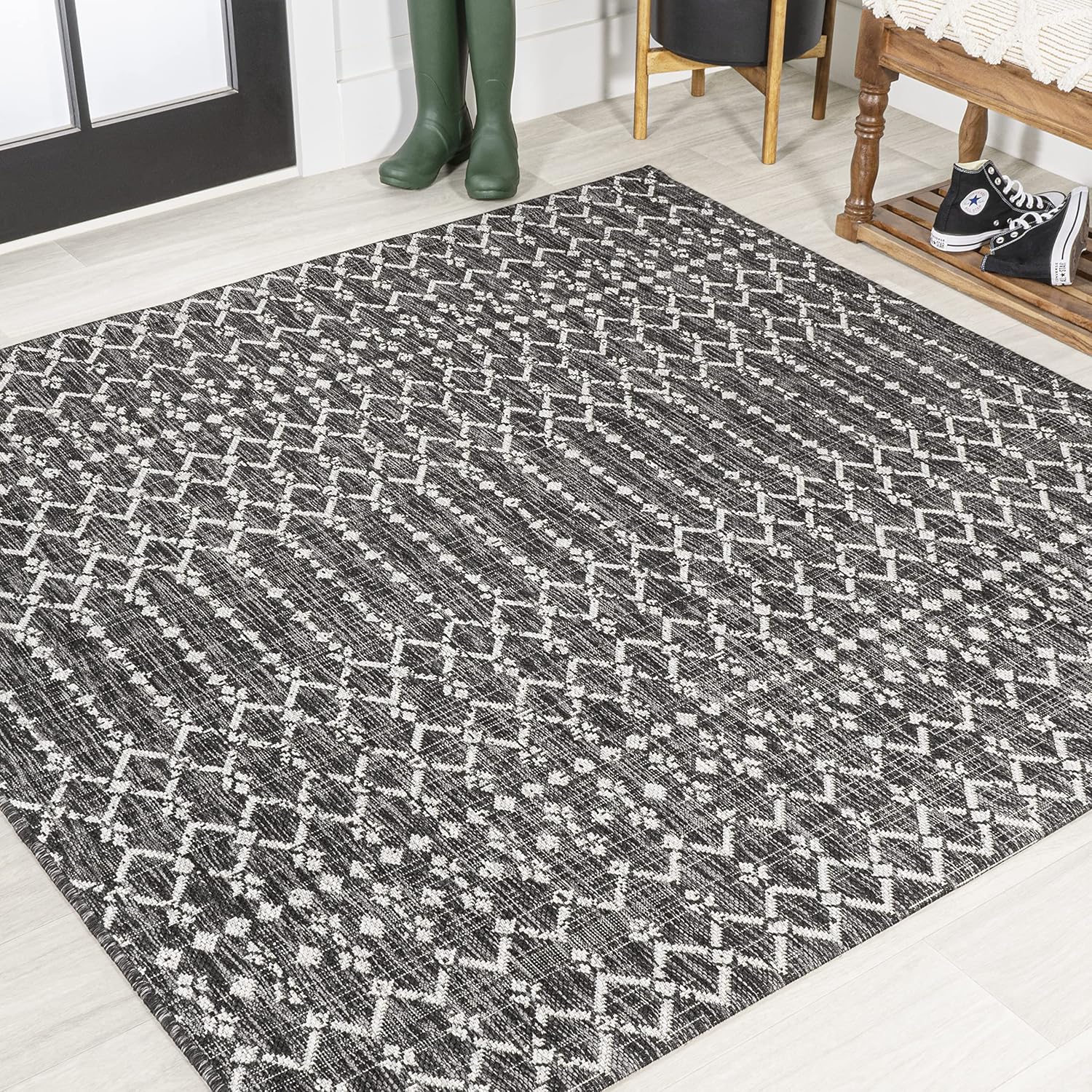 JONATHAN Y Moroccan Geometric Indoor Outdoor Area Rug 8X10 Natural/Black, Ourika Textured Weave for Backyard, Patio, Porch, Easy-Cleaning, High Traffic, Pet-Friendly, Non-Shedding (SMB108D-8)